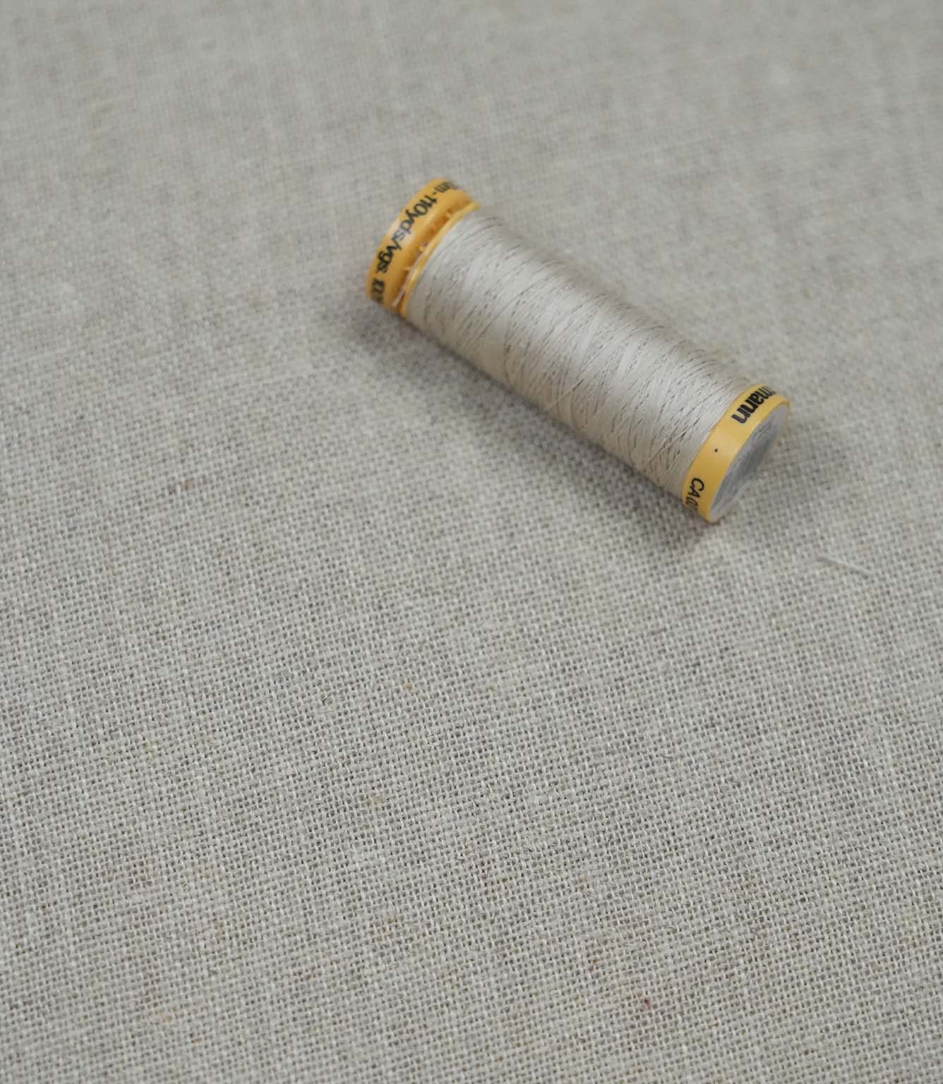 Evenlode Linen Fabric / Natural