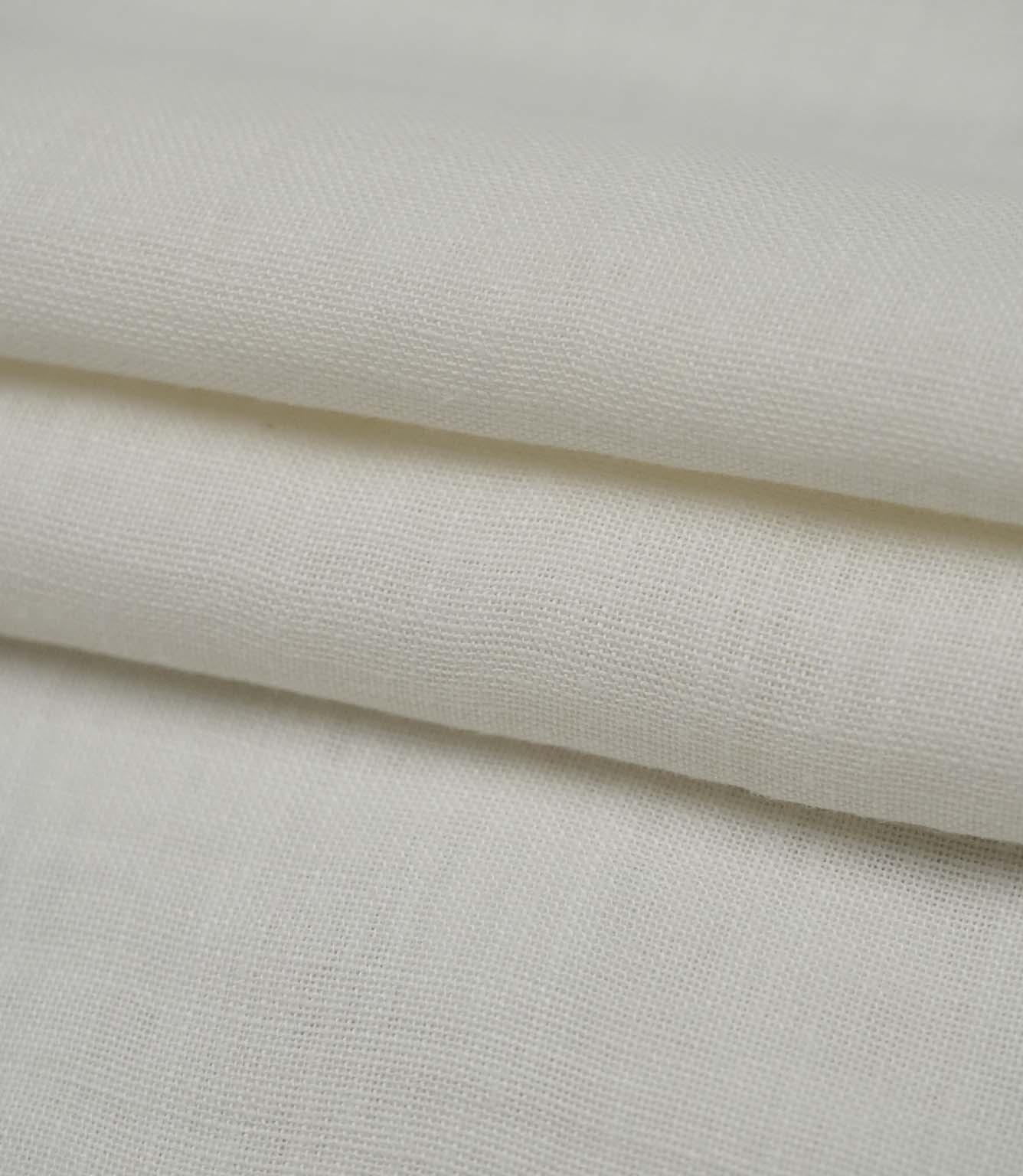 Evenlode Linen Fabric / White