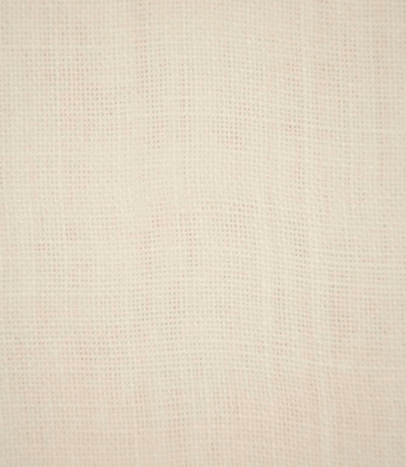 Evenlode Linen Fabric / White