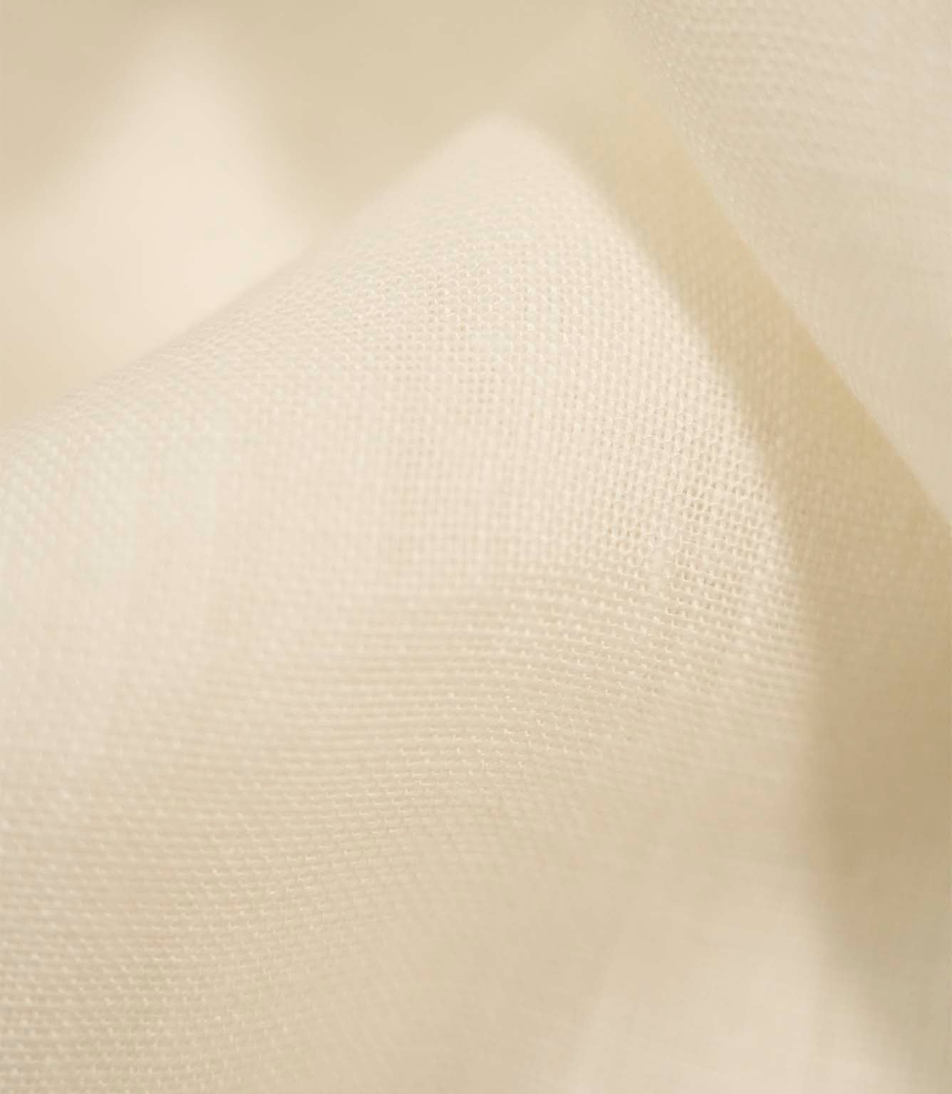 Evenlode Linen Fabric / White