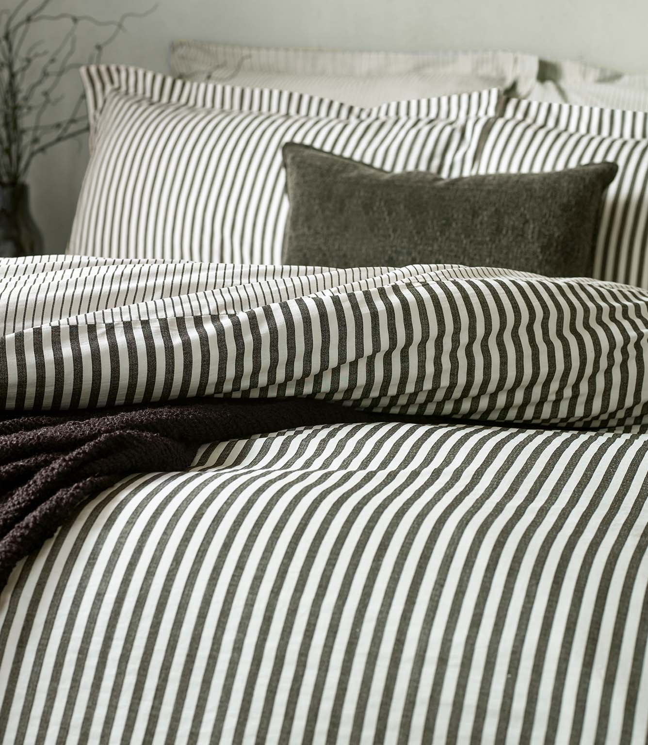 Hebden Stripe Black 100% Cotton Duvet Cover Set