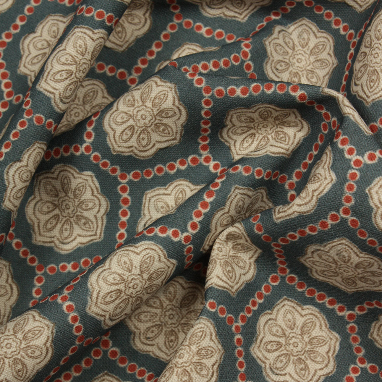 Heirloom Trellis Fabric / Indigo