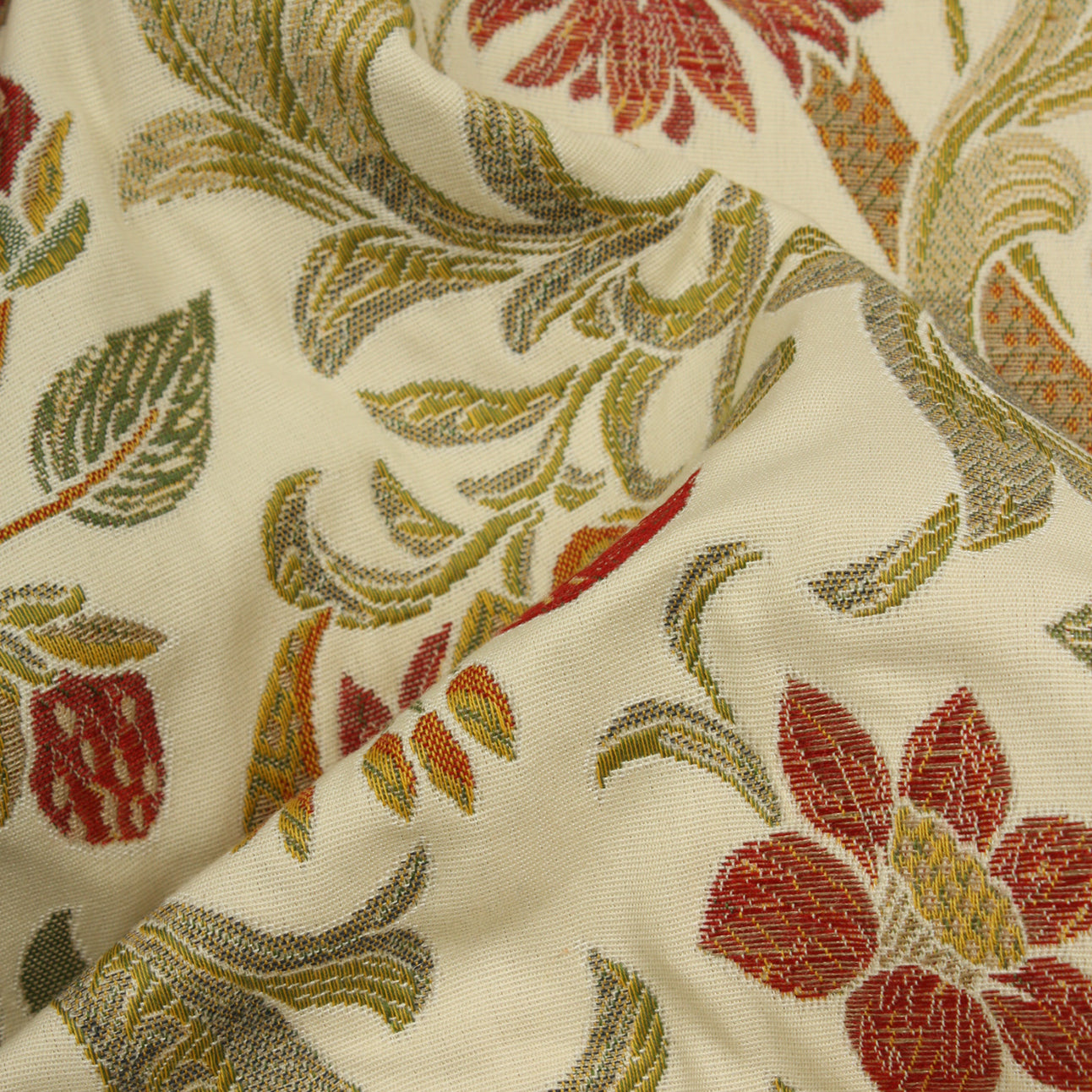 Hensleigh Fabric / Berry / Ivory