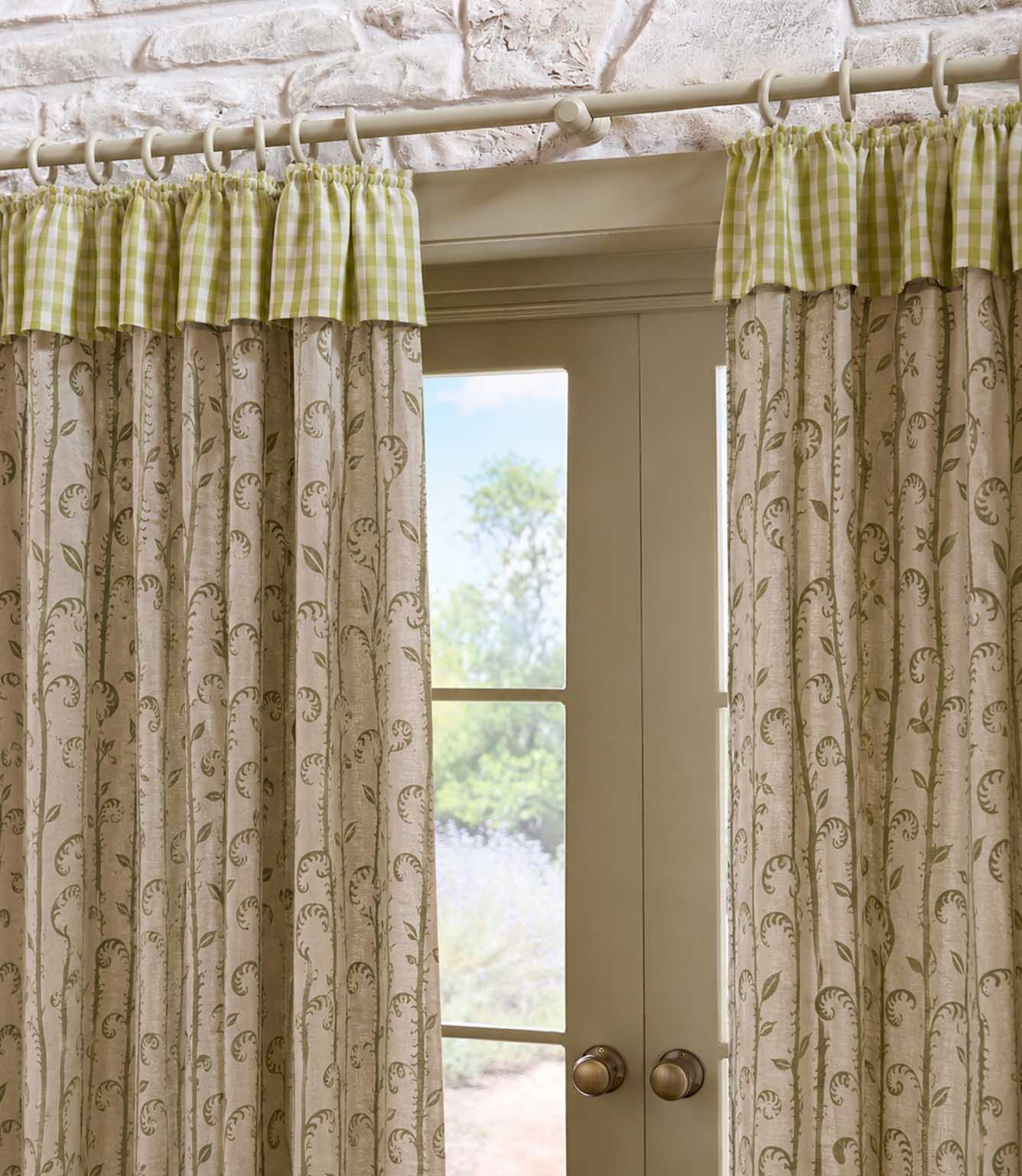 Little Bracken Fabric / Rust