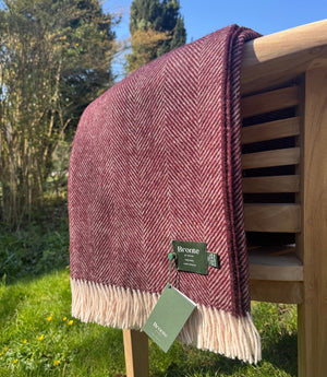 Herringbone Maroon Throw