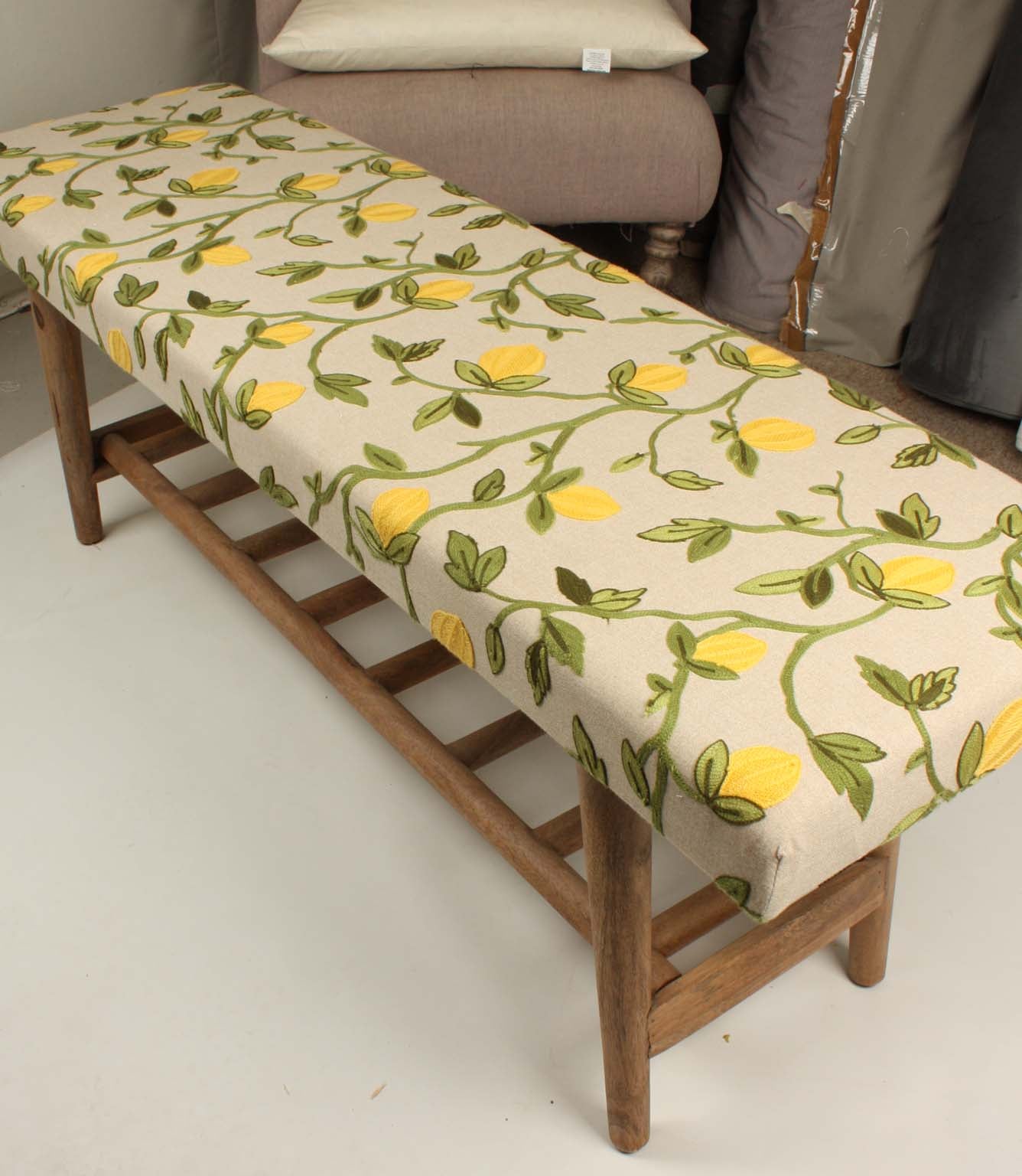 Lemon Grove Lemon Bench