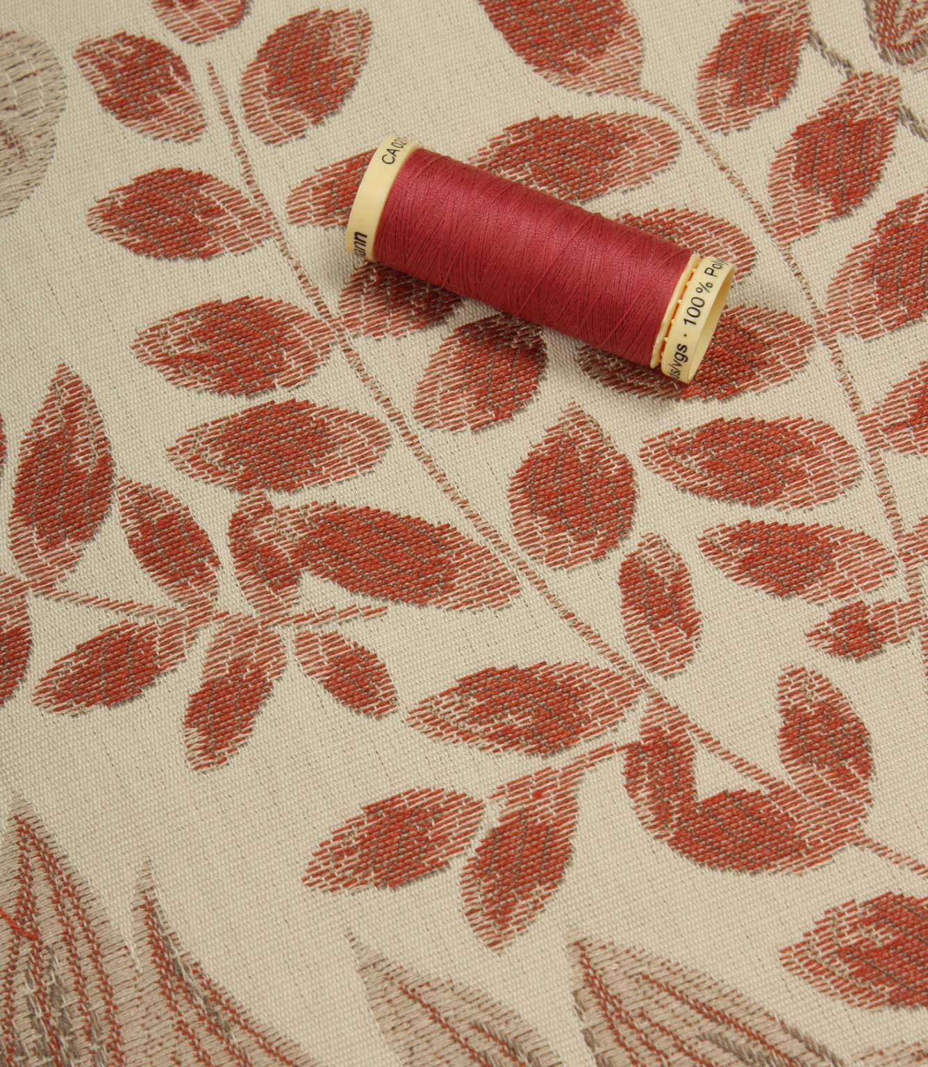 Listaro Fabric / Rust