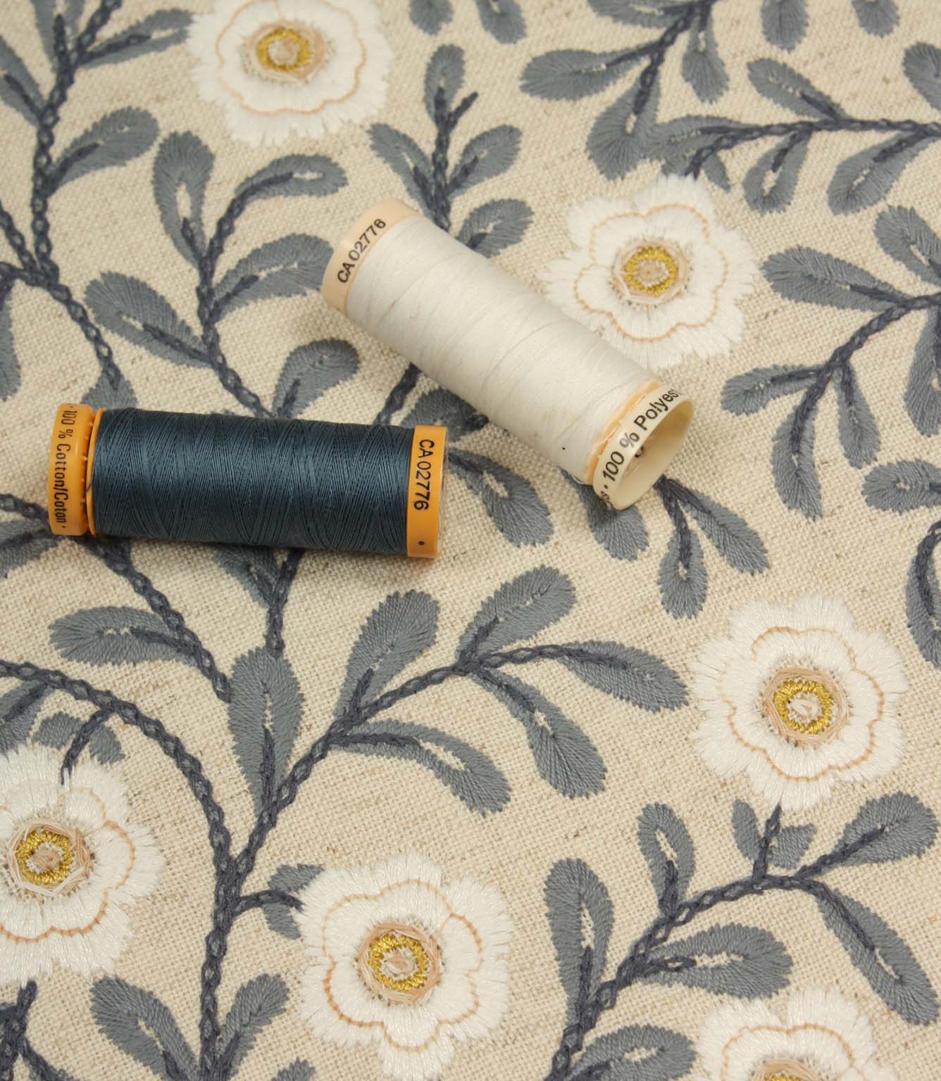 Lyndhurst Fabric / Cornflower