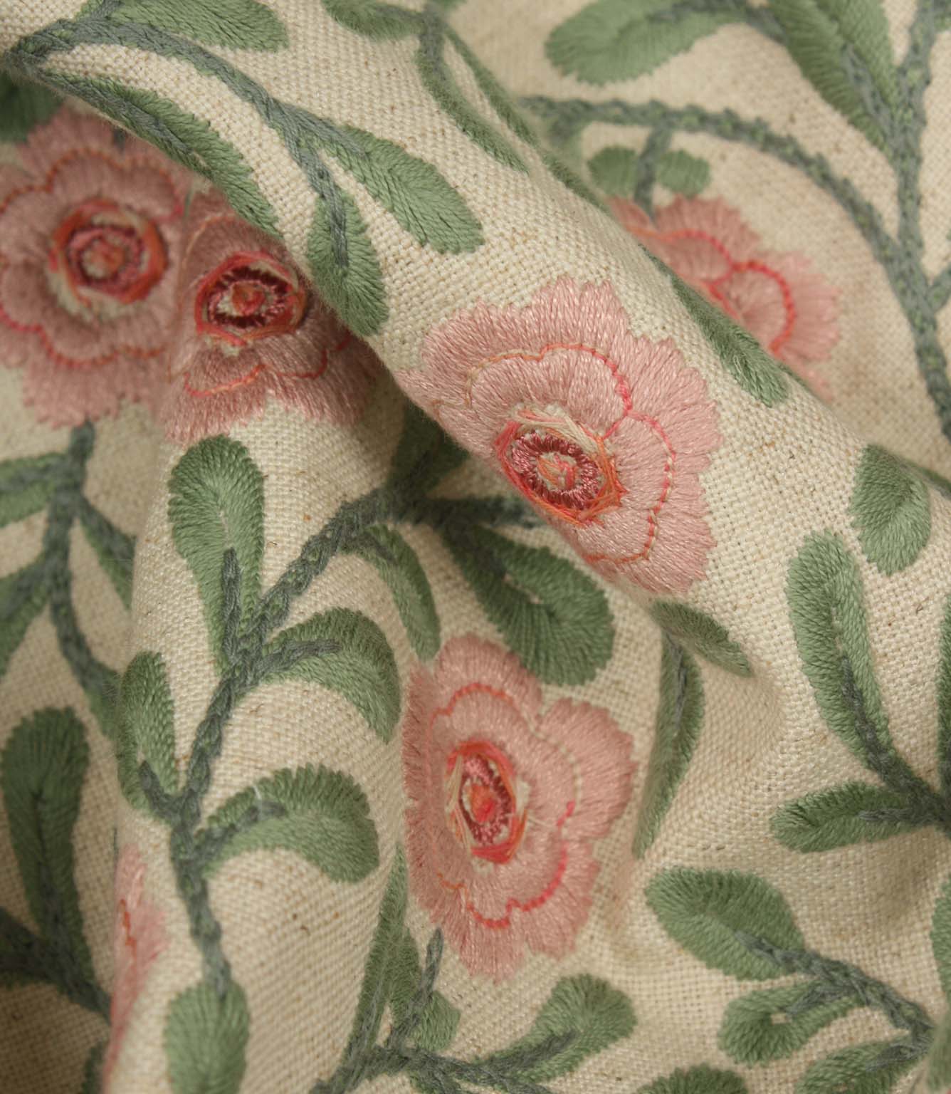 Lyndhurst Fabric / Peony