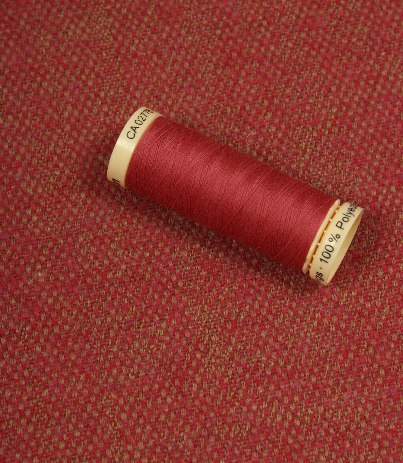 Selkirk Fabric / Raspberry