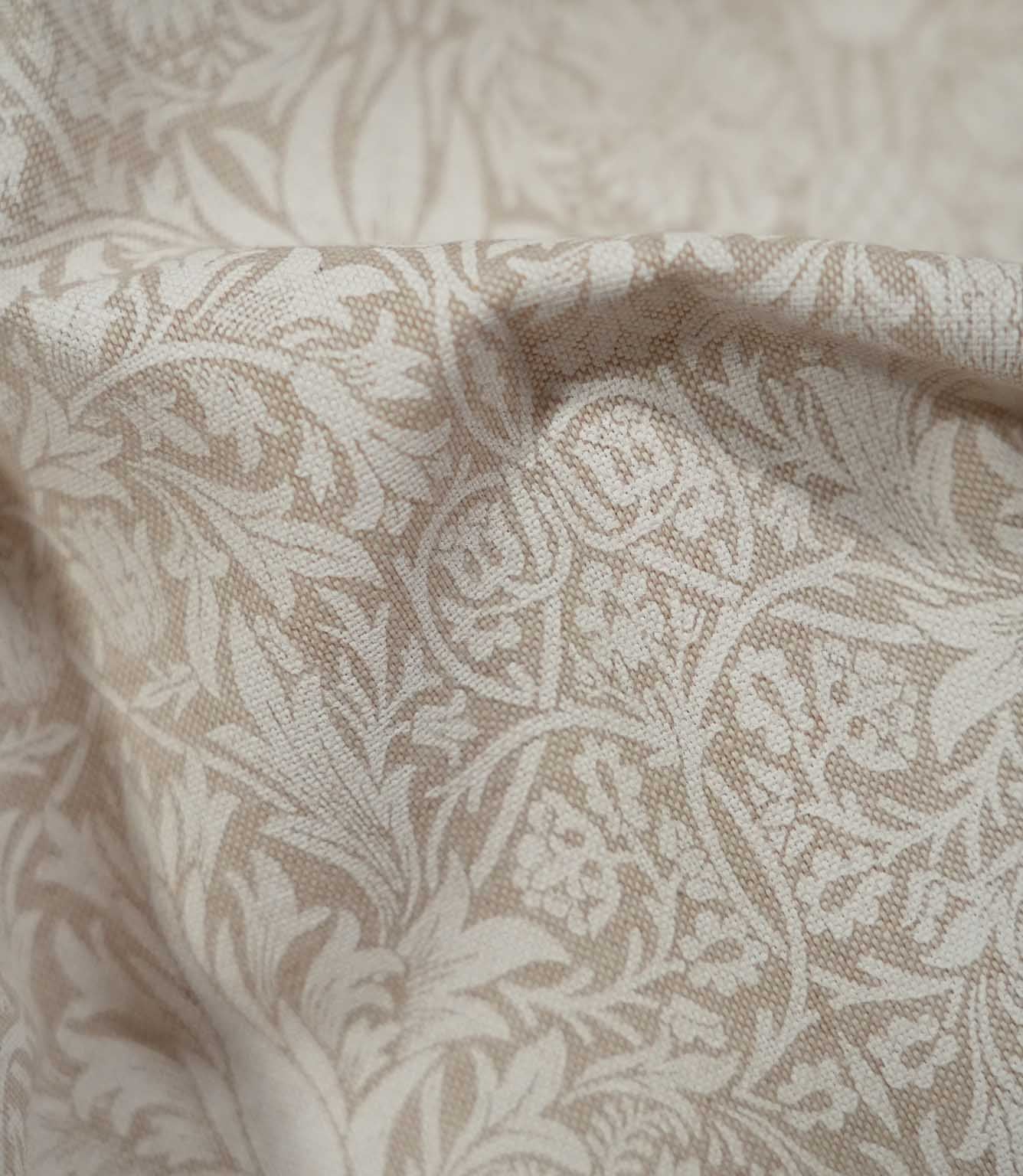 Snakeshead Linen Look Fabric / White