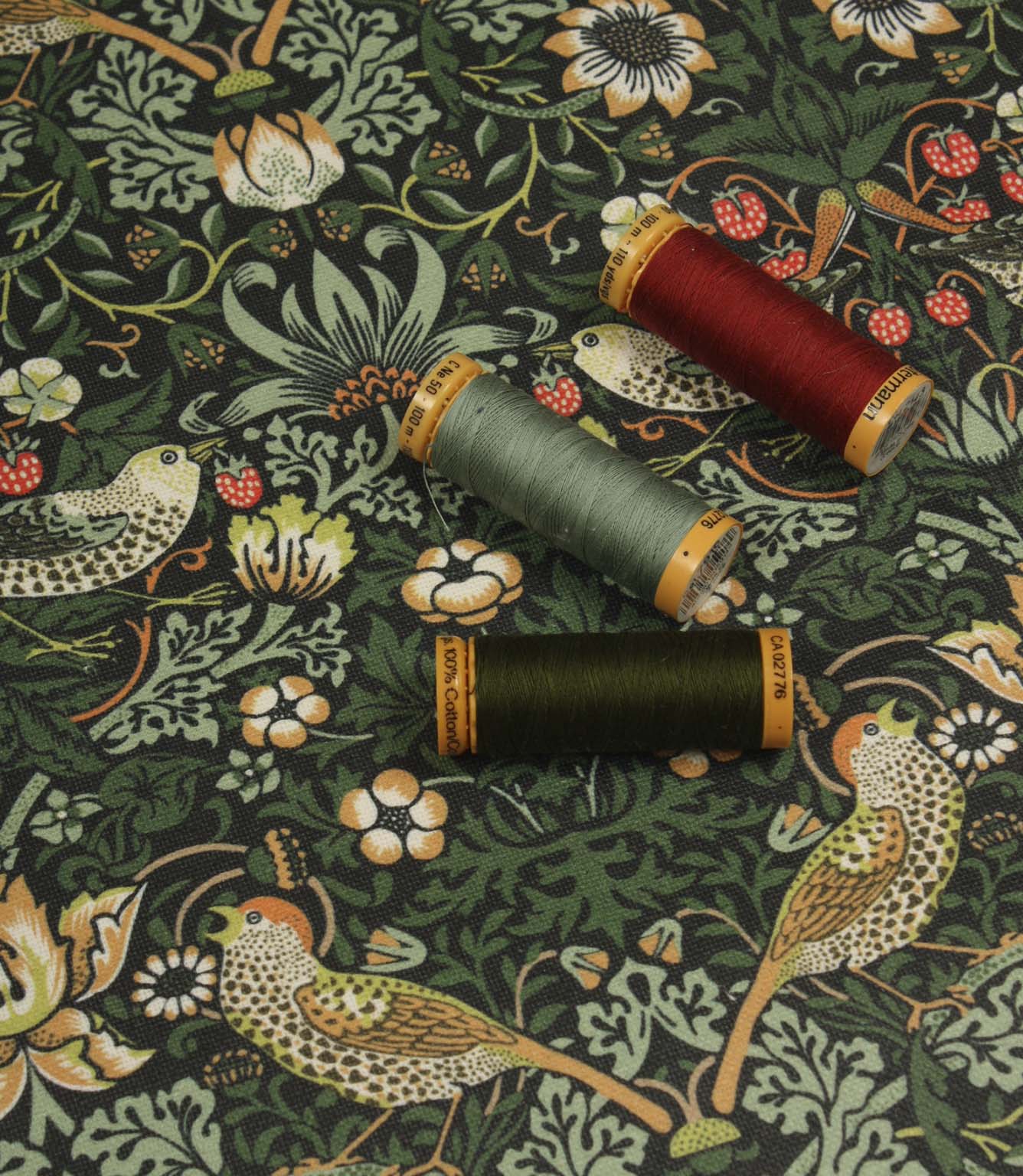 Strawberry Thief Oilcloth Fabric / Onyx | Just Fabrics