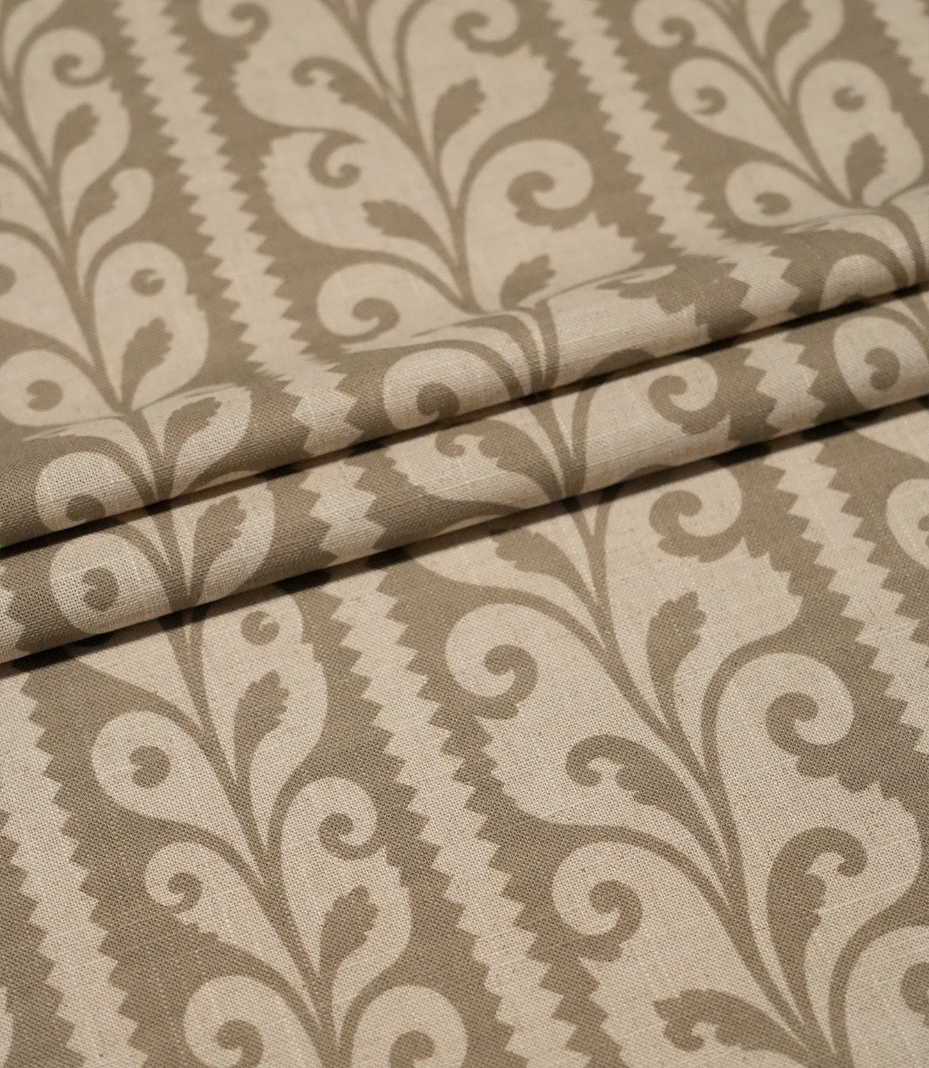 Walled Garden Fabric / Taupe Linen