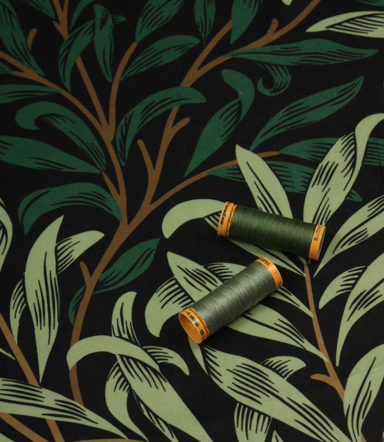 Willow Bough Velvet Fabric / Jungle