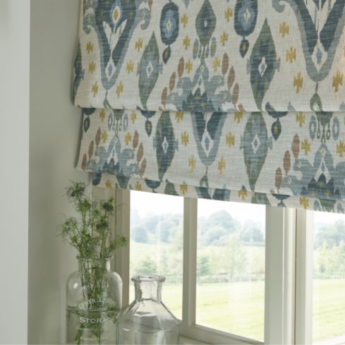 How to Measure for Roman Blinds 