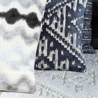 Mix and match patterns for a relaxed look Mix and match patterns for a relaxed look