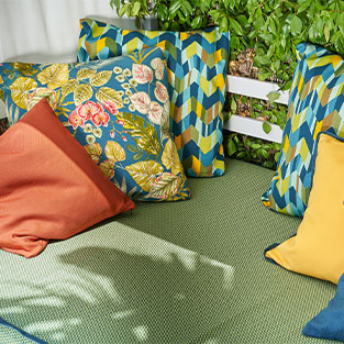 How to Choose your Statement Outdoor Fabrics?