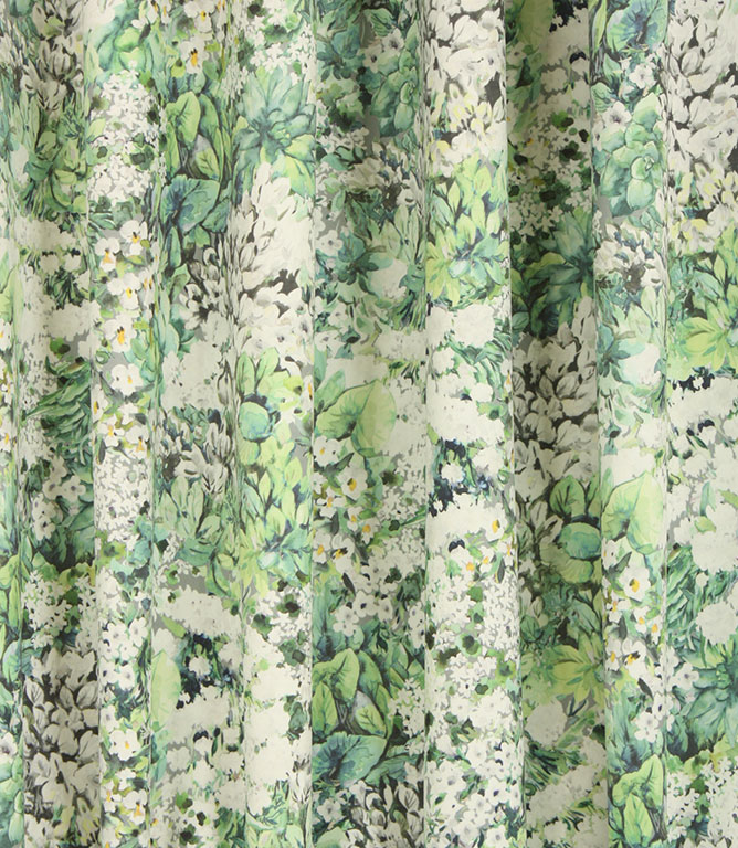 Wildflower Velvet Fabric / Green