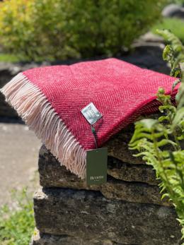 Throws & Wool Throws / Herringbone Red