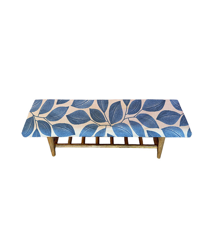 Benches / Avery Bluebell Bench